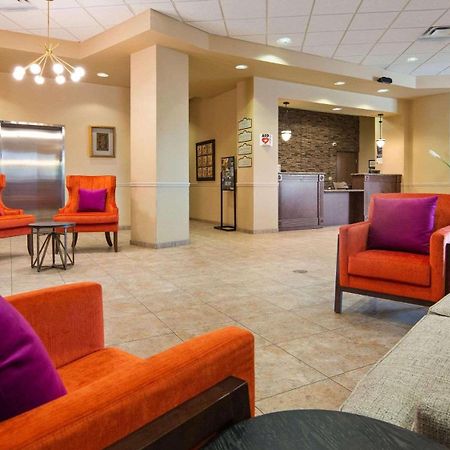 Radisson Hotel River Falls Екстер'єр фото